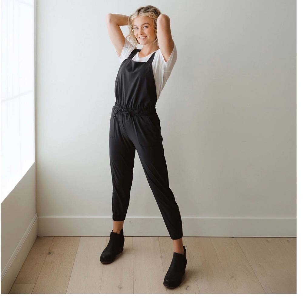 Albion Black Jumpsuit Overalls Sz XXS Like New!